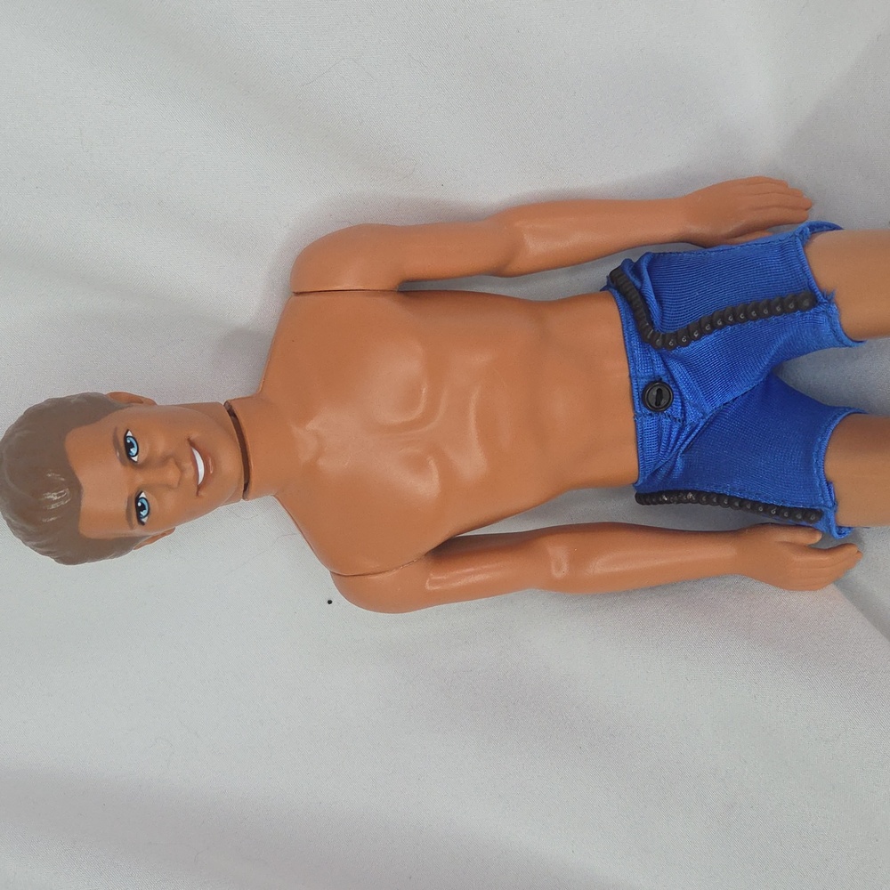 Pearl Beach Ken Doll 1998 Mattel With Swim Trunks Blue Eyes